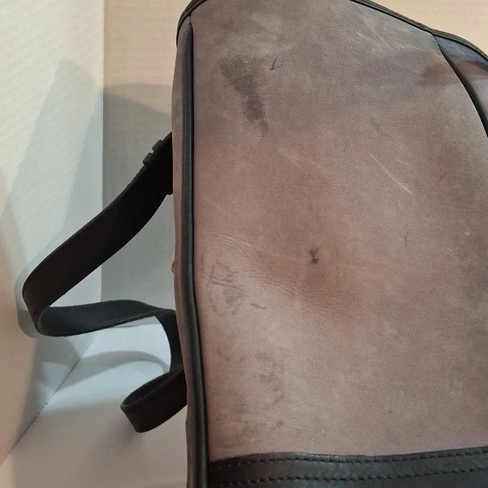 Dooney & Bourke tote - Picture 14 of 16